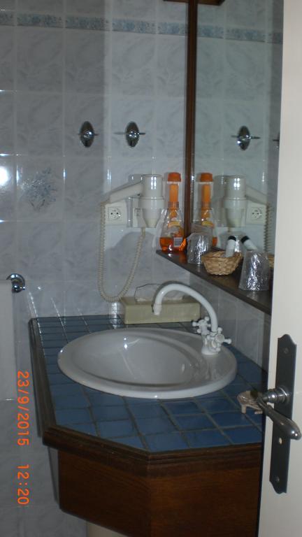 Auberge De L'Atre Quarré-les-Tombes Cameră foto